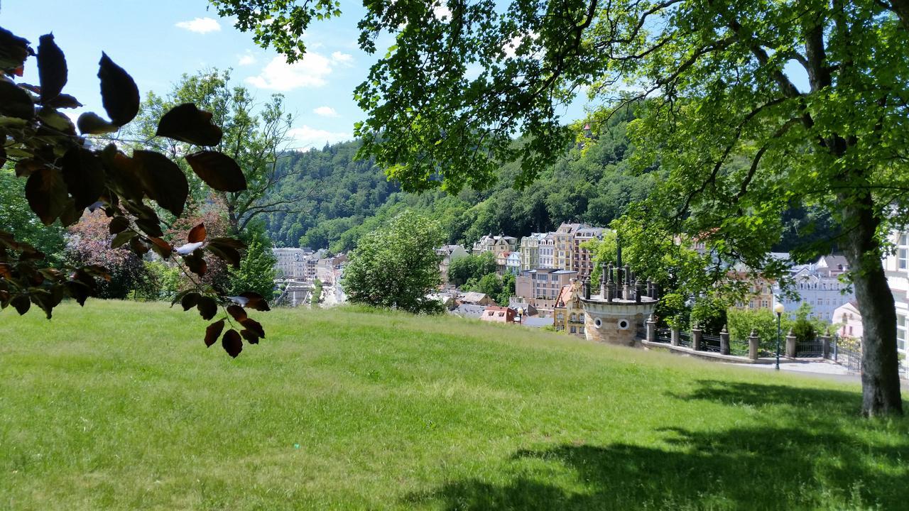 Penzion Valkoun-Lilienfeld Karlovy Vary Exterior photo